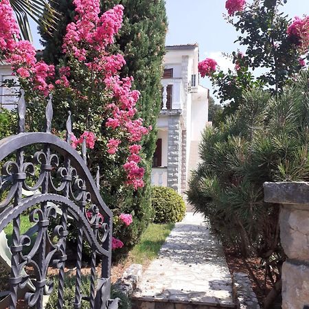Holiday Home On Island Of Krk Malinska Ngoại thất bức ảnh