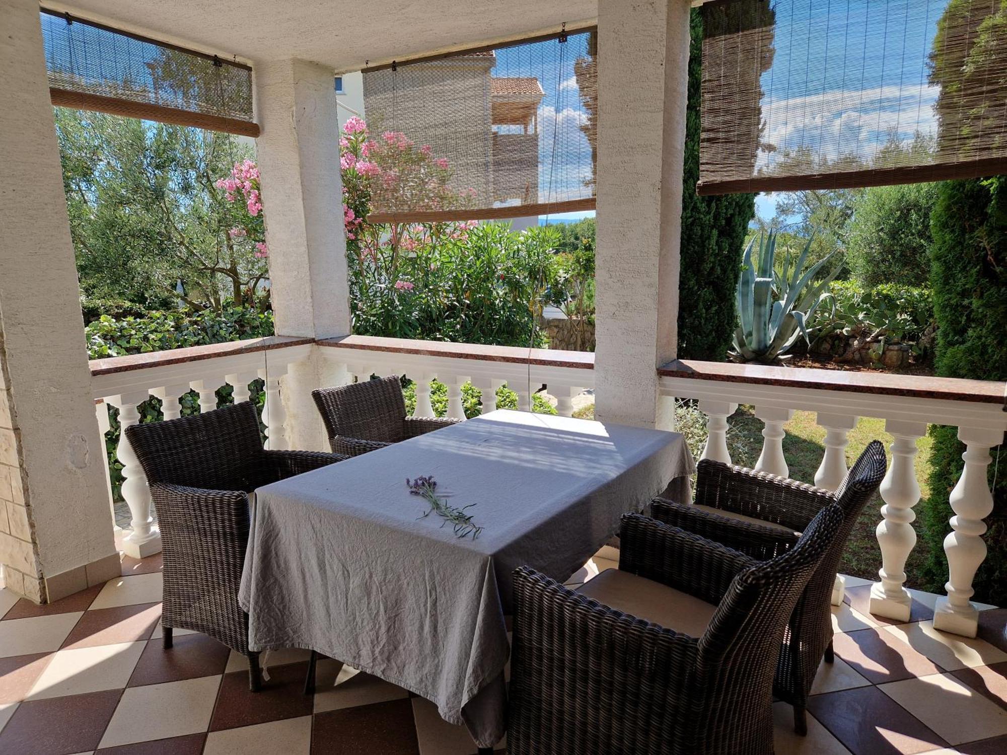 Holiday Home On Island Of Krk Malinska Ngoại thất bức ảnh